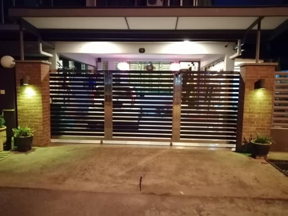 Kelly Homestay Sibu Exteriér fotografie